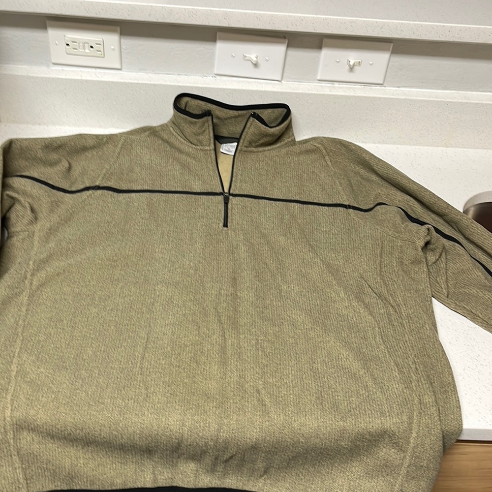 3/4 zip pull over never worn